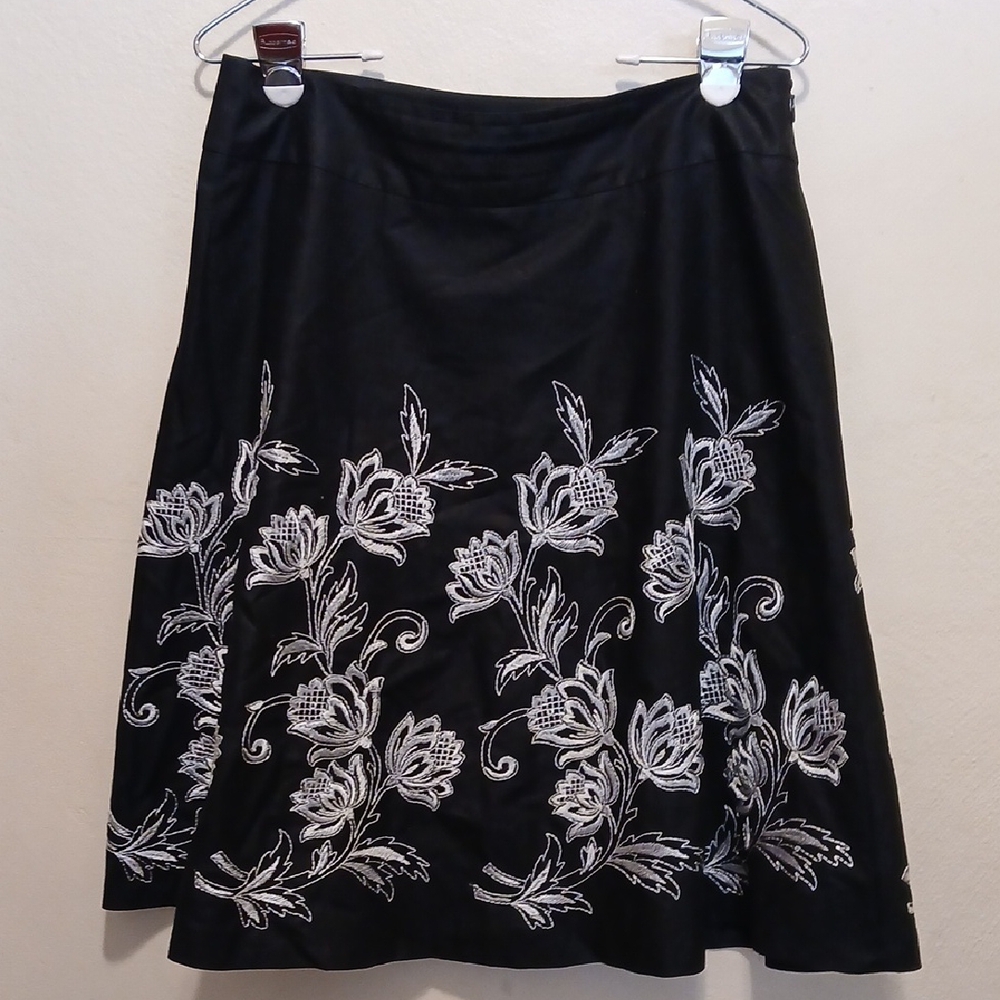 LOFT Black A-Line Skirt with White Floral Design